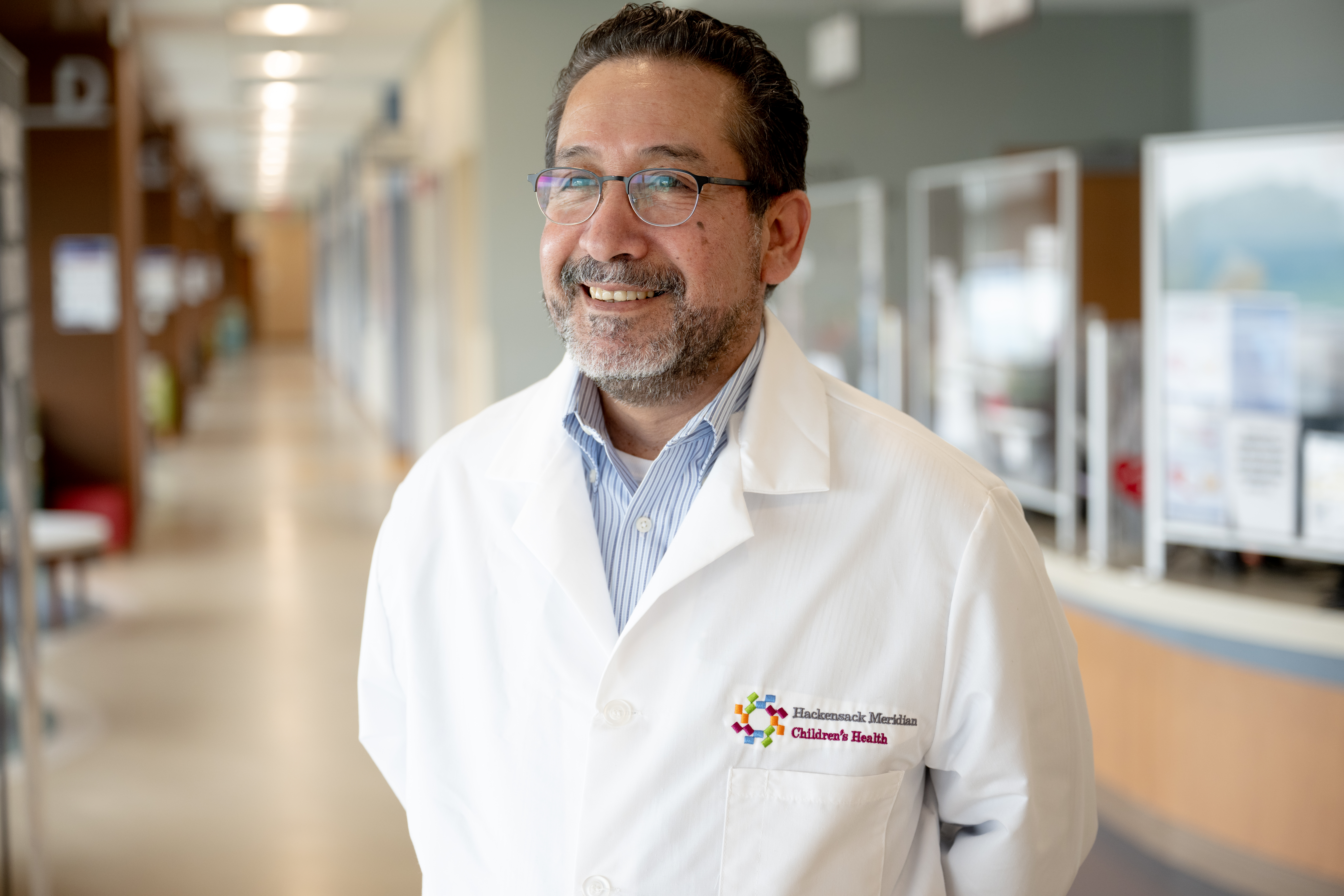 Pediatric Nephrologist Trains Colleagues in Guatemala